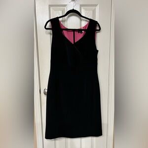 Tahari by Arthur S. Levine women’s black sleeveless dress, size 10
